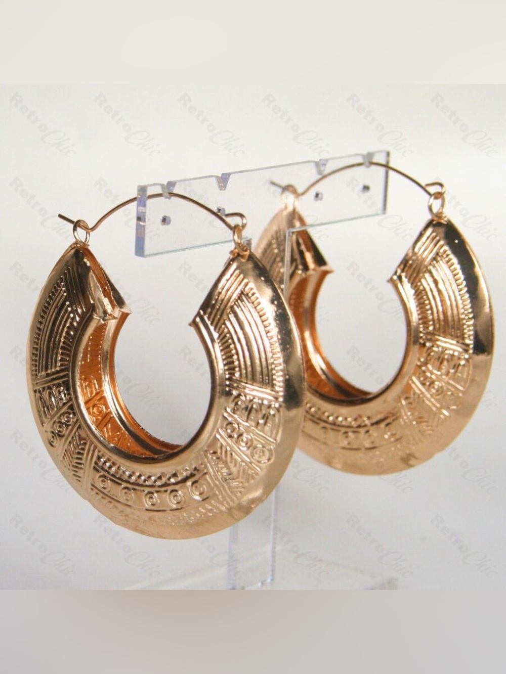 Chunky hoops with carved design